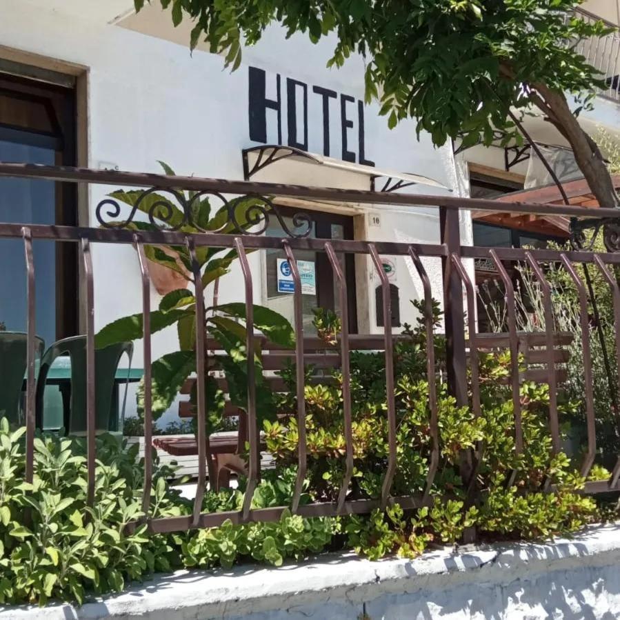 Albergo Sangrila لانزو تورينيس المظهر الخارجي الصورة