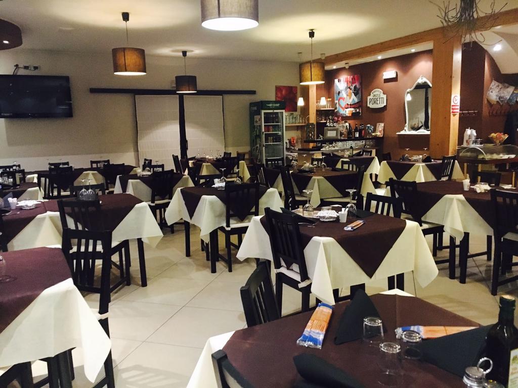 Albergo Sangrila لانزو تورينيس المظهر الخارجي الصورة